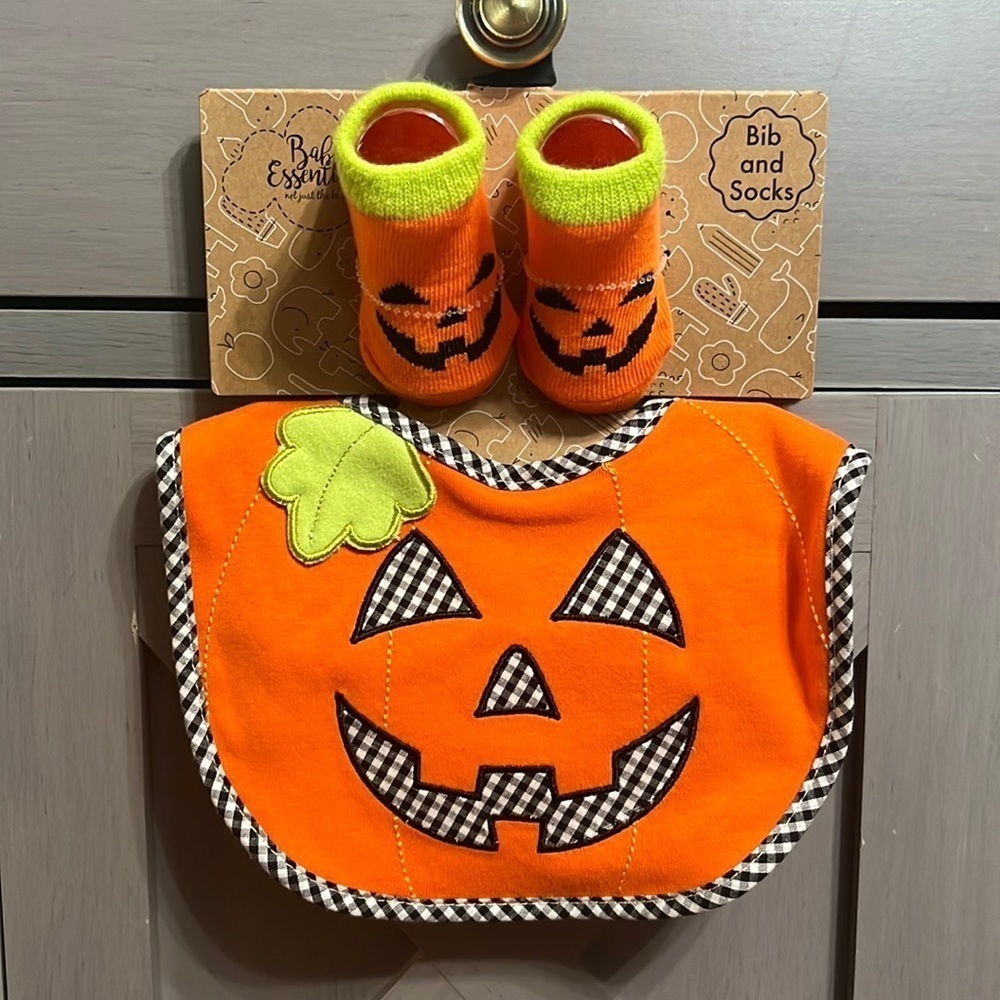 BABY Essentials, Baby’s First Halloween Bib and Booties Set NWT